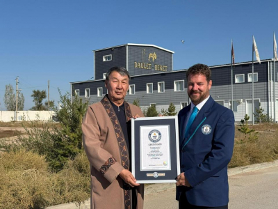 Самый длинный караван верблюдов установил рекорд Гиннесса в Алматинской области