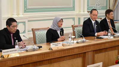 "Вы очень талантливы": президент Сингапура похвалила Токаева за знание нескольких языков