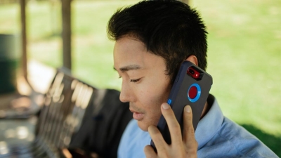 Информацию об отмене роуминга с Россией прокомментировал Мусин