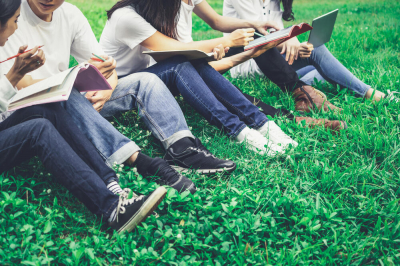 Деструктивная идеология представляет большую угрозу для молодого поколения - Токаев