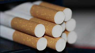 Крупную партию контрабандных сигарет из Бишкека в двух вагонах задержали в Казахстане