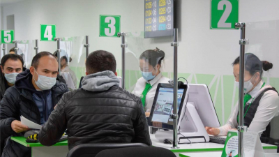 Ажиотаж из-за завершения легализации авто: спецЦОНы перевели на усиленный режим