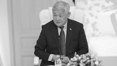Умер Бердибек Сапарбаев