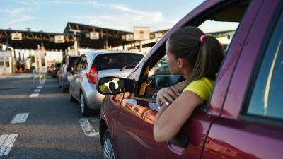 Более 200 авто застряли на границе Казахстана и Узбекистана