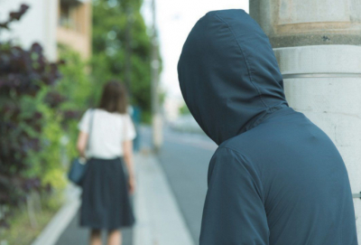 100 часов общественных работ за сталкинг получил житель Кызылорды