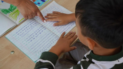 Будут учиться в две-три смены: в регионах Казахстана могут сорвать сроки ремонта школ