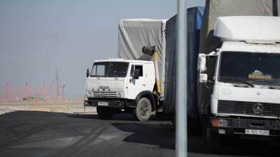 "За что платим, непонятно": на качество платных дорог в Казахстане пожаловались перевозчики