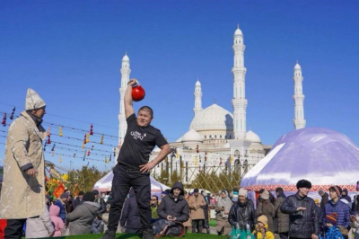 Звезды эстрады и сорпа из казана 18 века: как в столице празднуют Наурыз