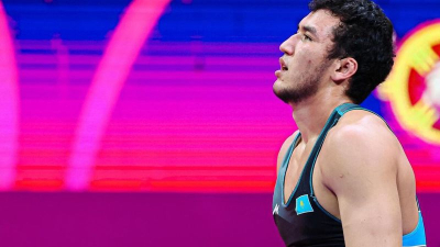 Сенсационного чемпиона мира из Казахстана потребовали наградить миллионом долларов