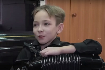Юный баянист из Казахстана выиграл престижный французский конкурс &laquo;Трофей мира&raquo; (ВИДЕО)