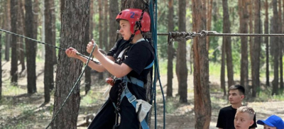 Выездной кемпинг на открытом воздухе провели для детей в области Абай