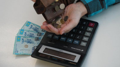 Данные аналитиков: доходы большинства казахстанцев меньше 160 тыс. тенге