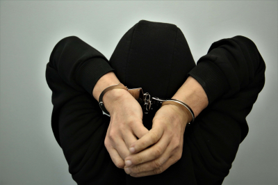 Местного рэкетира задержала полиция Туркестанской области