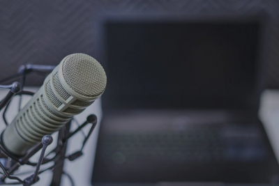 10 подкастов для тех, кто учит английский