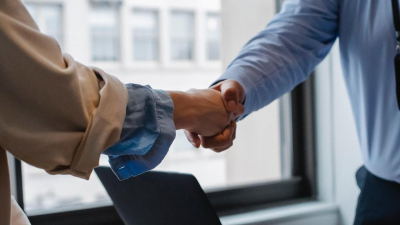 Какими услугами казахстанцы недовольны больше всего, рассказал Жумангарин