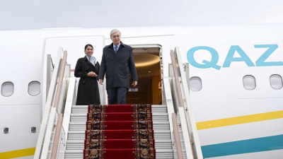 Токаев прибыл в Москву