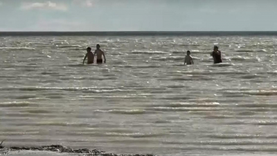 Обмелевшее лечебное озеро Сорколь вновь наполнилось водой в ЗКО