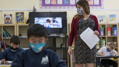 Дату празднования Дня учителя изменили в Казахстане