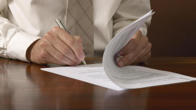 Нужно ли будет декларировать дорогостоящие подарки, рассказали в Минфине