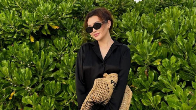 "Не скажешь, что мама двоих детей": Ерке Есмахан впечатлила новыми фото с Мальдив