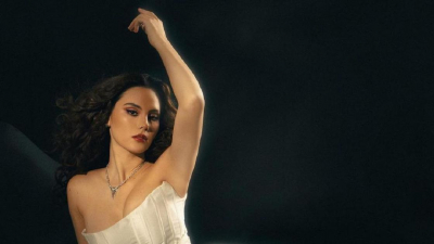 "Невероятная": "Мисс Вселенная-2018" в романтическом образе заворожила фанатов