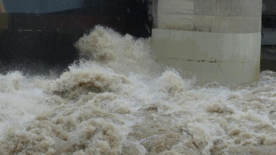 Угроза паводков, туман и ветер: штормовое предупреждение объявлено в регионах Казахстана