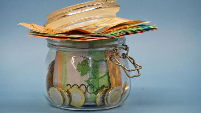 Новый рекорд установили казахстанцы по сумме денежных накоплений на депозитах