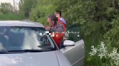 Угрожал застрелить собаку: полиция проверяет видео казахстанца