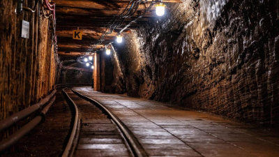 Детям из 17 семей погибших в Караганде шахтеров назначили пособия и выплаты