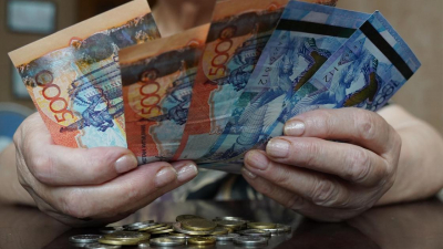 Повышенные пособия и соцвыплаты получили казахстанцы