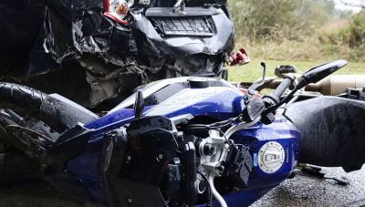 Мотоциклист погиб и четверо госпитализированы в ДТП в Шымкенте