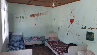 Генпрокуратура показала на фото пугающее состояние лагерей в Алматинской области после скандала