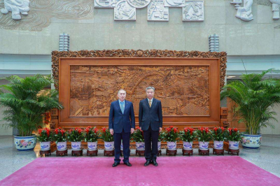 Посол Казахстана посетил МИД Китая