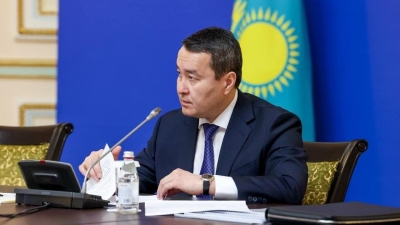 Премьер-министр дал поручения по "Алтын Орде" и высказался о сейсмобезопасности в Алматы