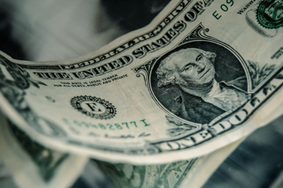 За год состояние Илона Маска, Марка Цукерберга и Джеффа Безоса выросло на $260 млрд