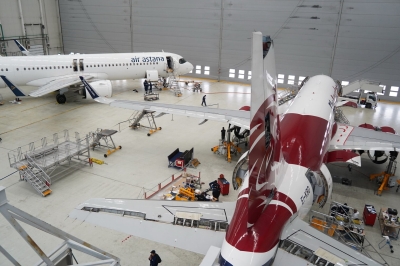 Птицы в двигателе, ремонт шасси: как проходит полное техобслуживание самолетов Air Astana