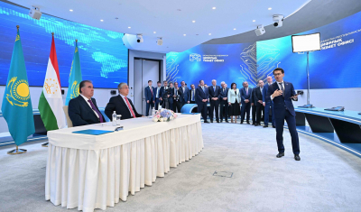 Токаев и Рахмон посетили Офис цифрового правительства