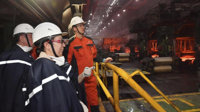 Депутаты Карагандинского областного маслихата посетили металлургический комбинат "АрселорМиттал Темиртау"