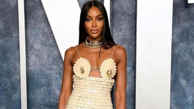 &quot;Голые&quot; платья и эпатажные наряды звезд на вечеринке Vanity Fair Oscars Party (18+)