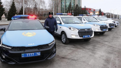 Полицейские ВКО получили 135 новых служебных автомобилей