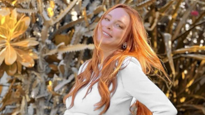 &quot;Выглядишь феноменально&quot;: беременная Линдси Лохан поделилась фото в купальнике