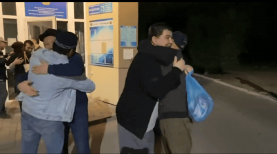 В Алматы из СИЗО выпустили каракалпакских активистов