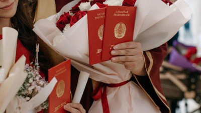 В столице выпускникам МУА в торжественной обстановке вручили дипломы