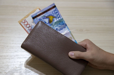 Разыскиваемую за продажу несуществующими автомобилями казахстанку задержали в Турции