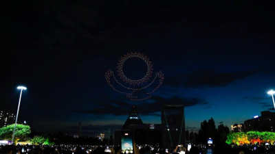 Захватывающие дух картины из дронов сложили в небе Астаны в честь праздника (фото, видео)