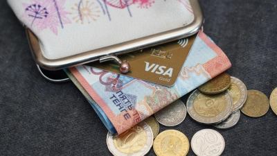 Какой штраф грозит за отказ принимать оплату мелкими монетами в Казахстане