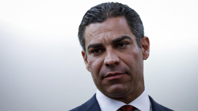 Еще один однопартиец Трампа вступил в президентскую гонку в США