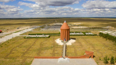 Четыре места для захоронения осталось в Национальном пантеоне в Астане