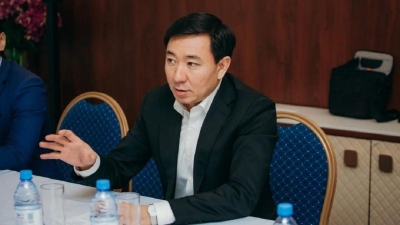 "Я тебе зарплату плачу": аким Жаксылык Омар не считает, что чиновники &ndash; слуги народа