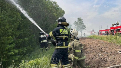 Разработать новую форму для пожарных спасателей поручил глава МЧС